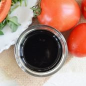 balsamic reduction sauce with fresh tomatoes