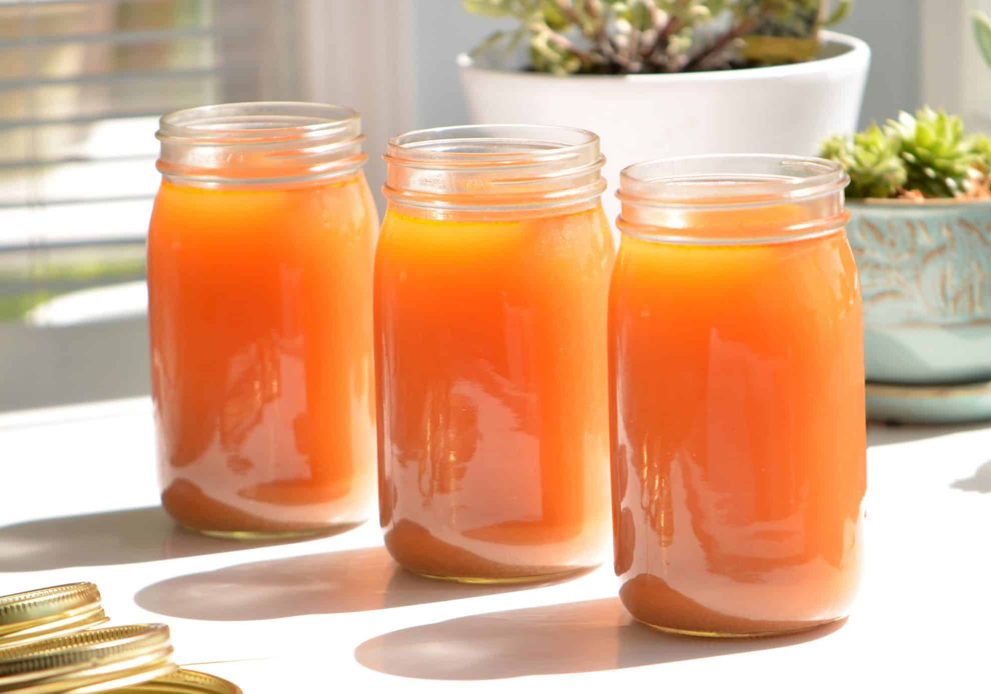 vegetable broth in mason jars 