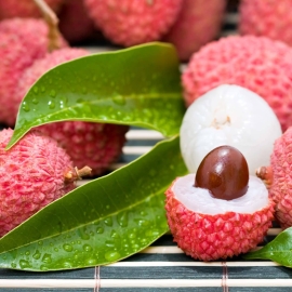 halved lychee fruit