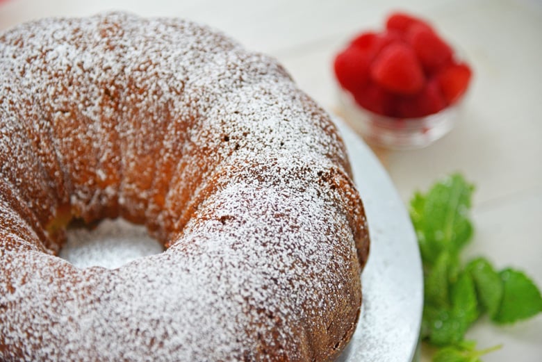 baked sour cream pound cake