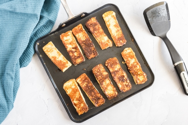 coking french toast sticks