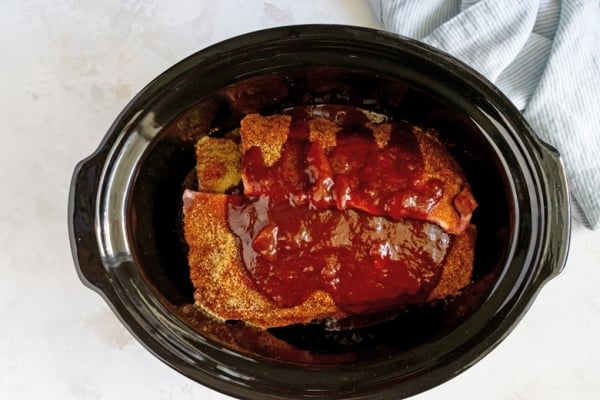 ribs in a slow cooker