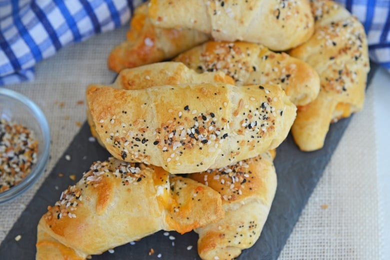 cheesy everything crescent rolls