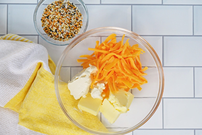 ingredients for cheesy garlic bread 