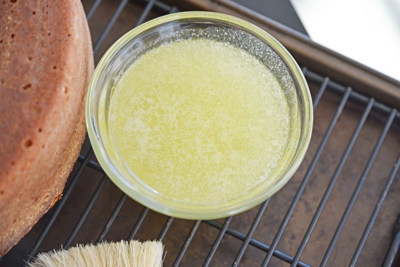 almond butter glaze in a bowl 