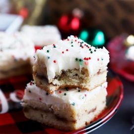 stack of snickerdoodle bars