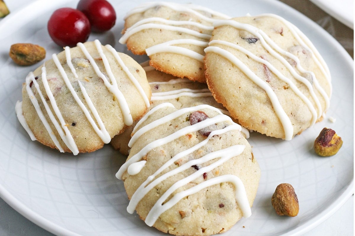 close up of cranberry pistachio cookies