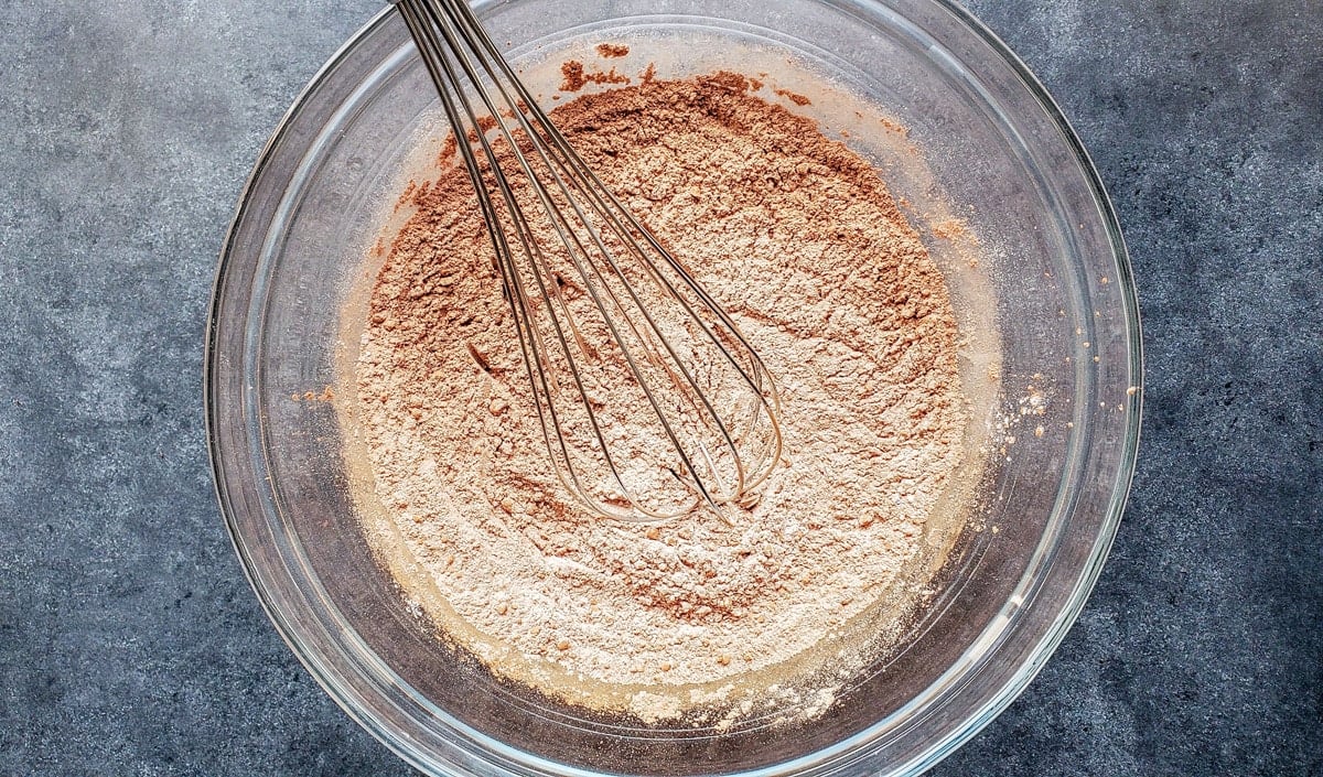 dry ingredients for brownie brittle 