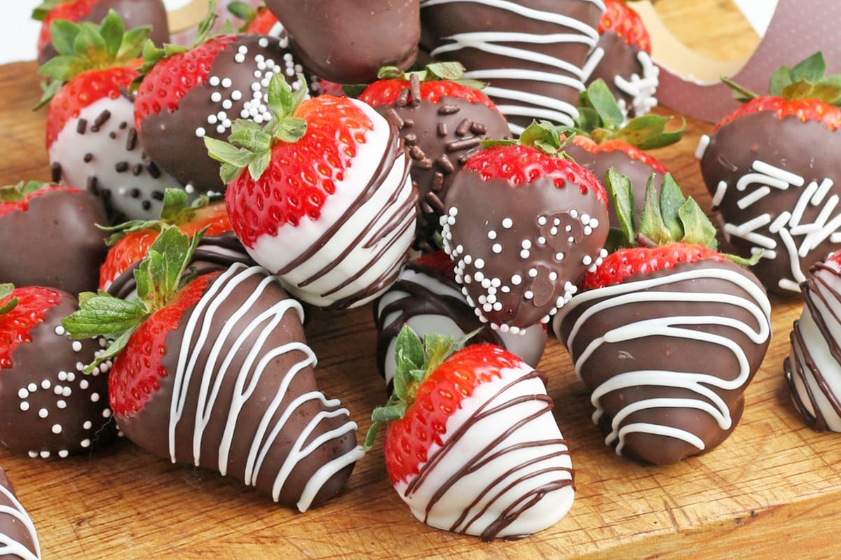 close up of chocolate covered strawberries