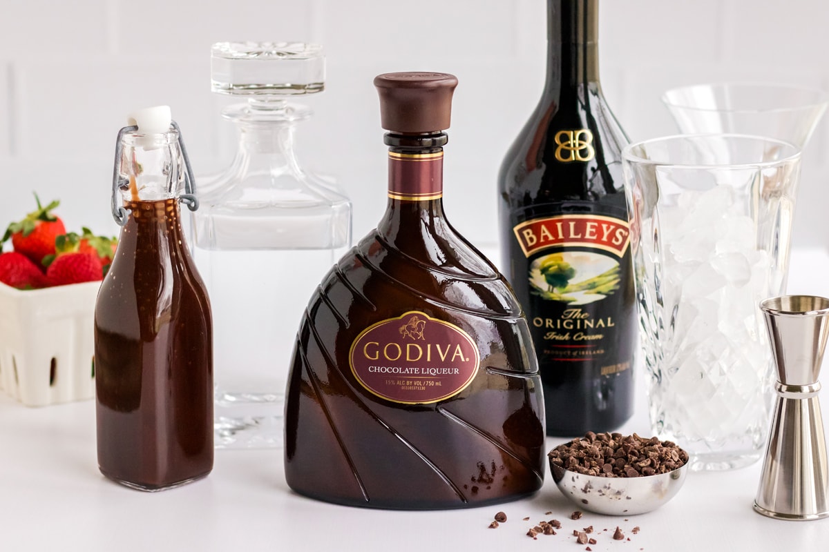 ingredients for chocolate martini 