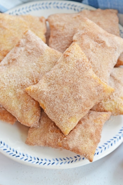 plate of sopapillas