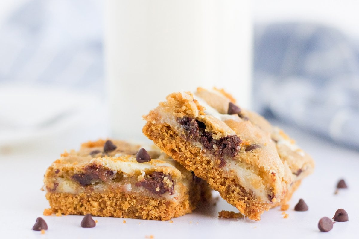 two cheesecake bars with chocolate chips 