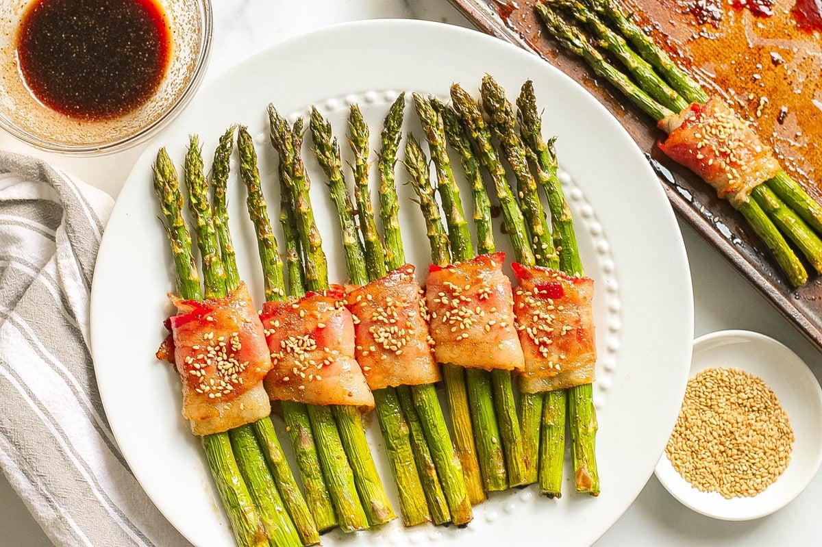 overhead of bacon wrapped asparagus