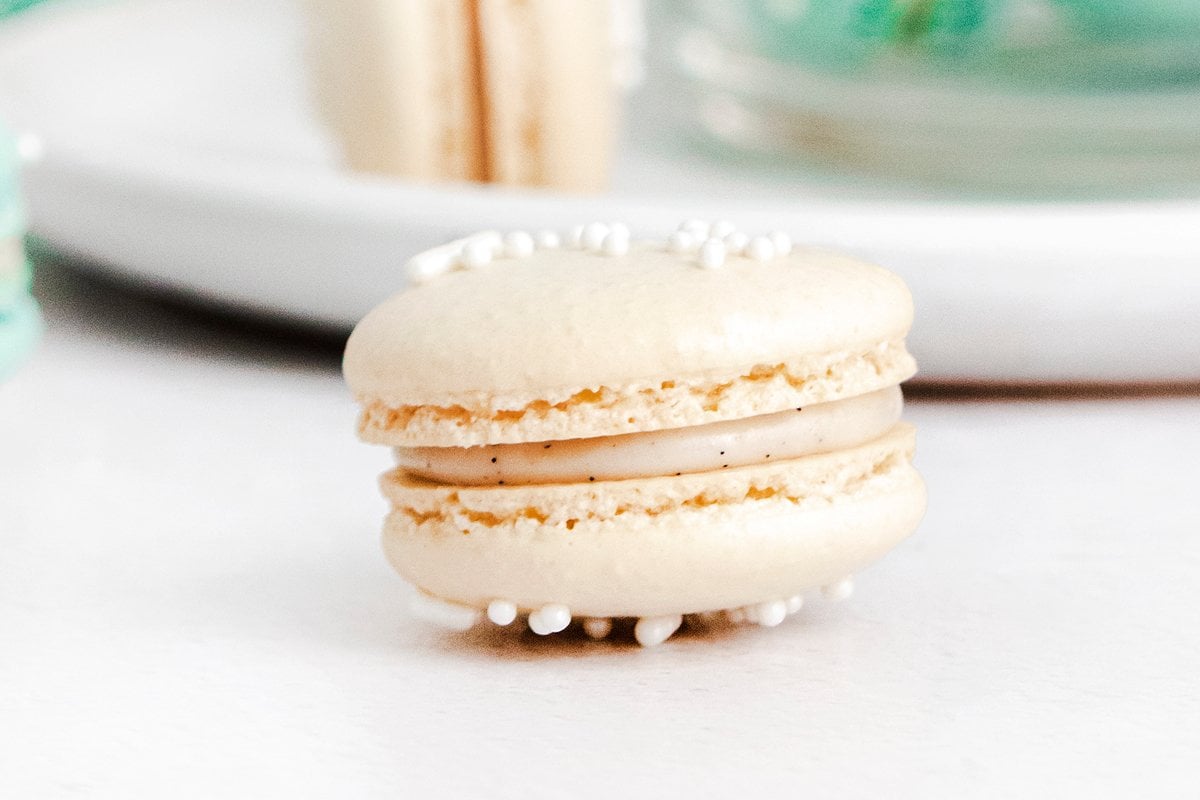 Vanilla Macaron Recipe - Baran Bakery