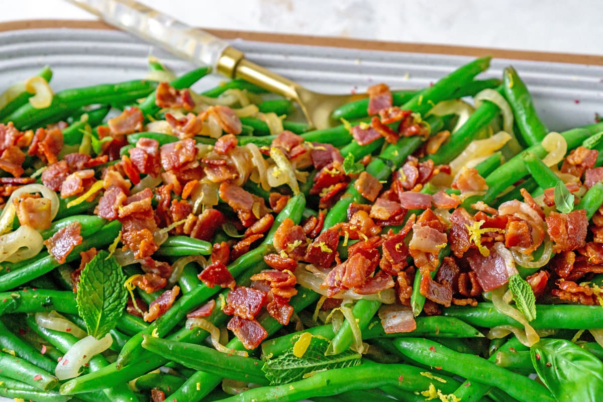 angle of green beans with bacon recipe