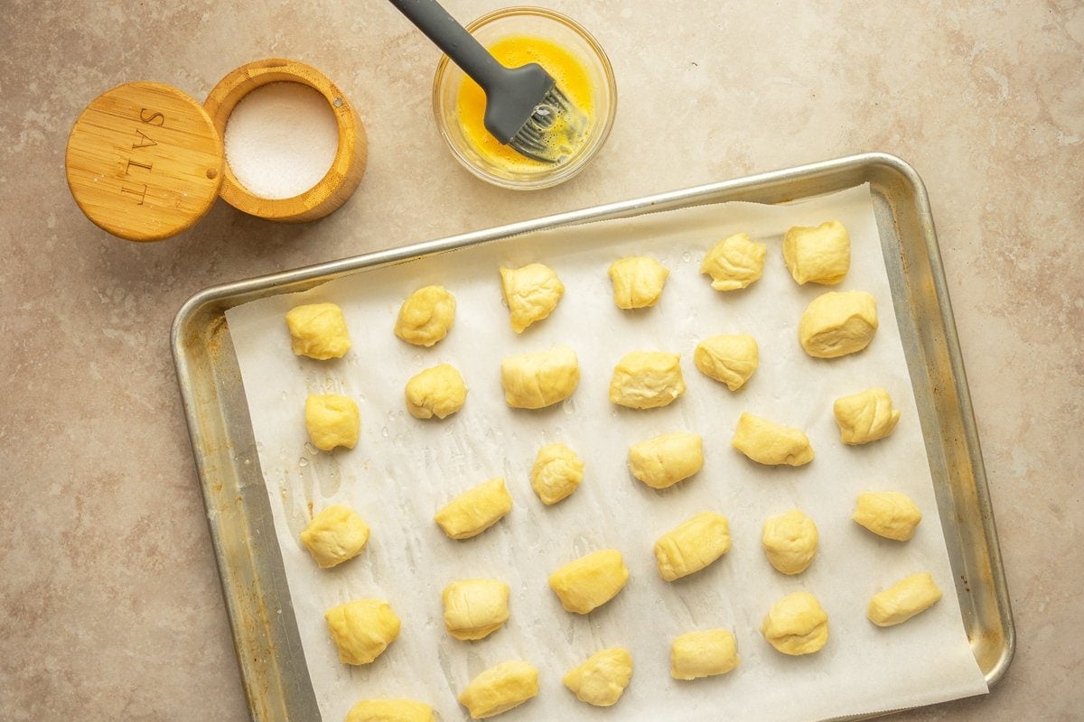 basting dough with egg wash and salt 