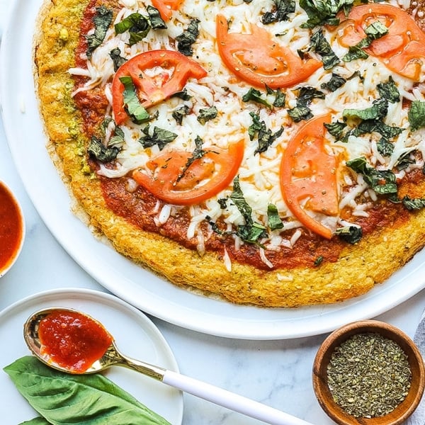 cauliflower pizza crust with topping suggestions