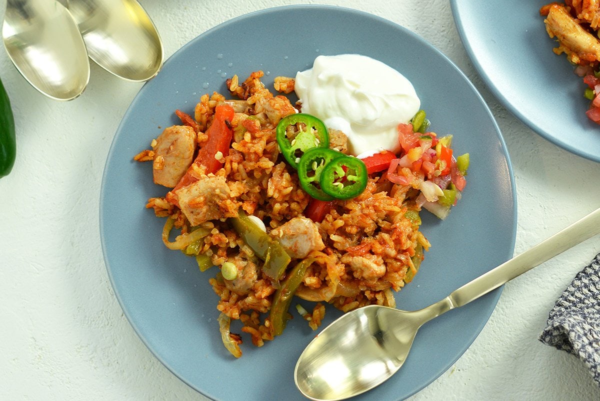 overhead blue plate with tex mex skillet  