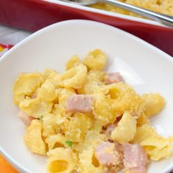 bowl of ham pasta