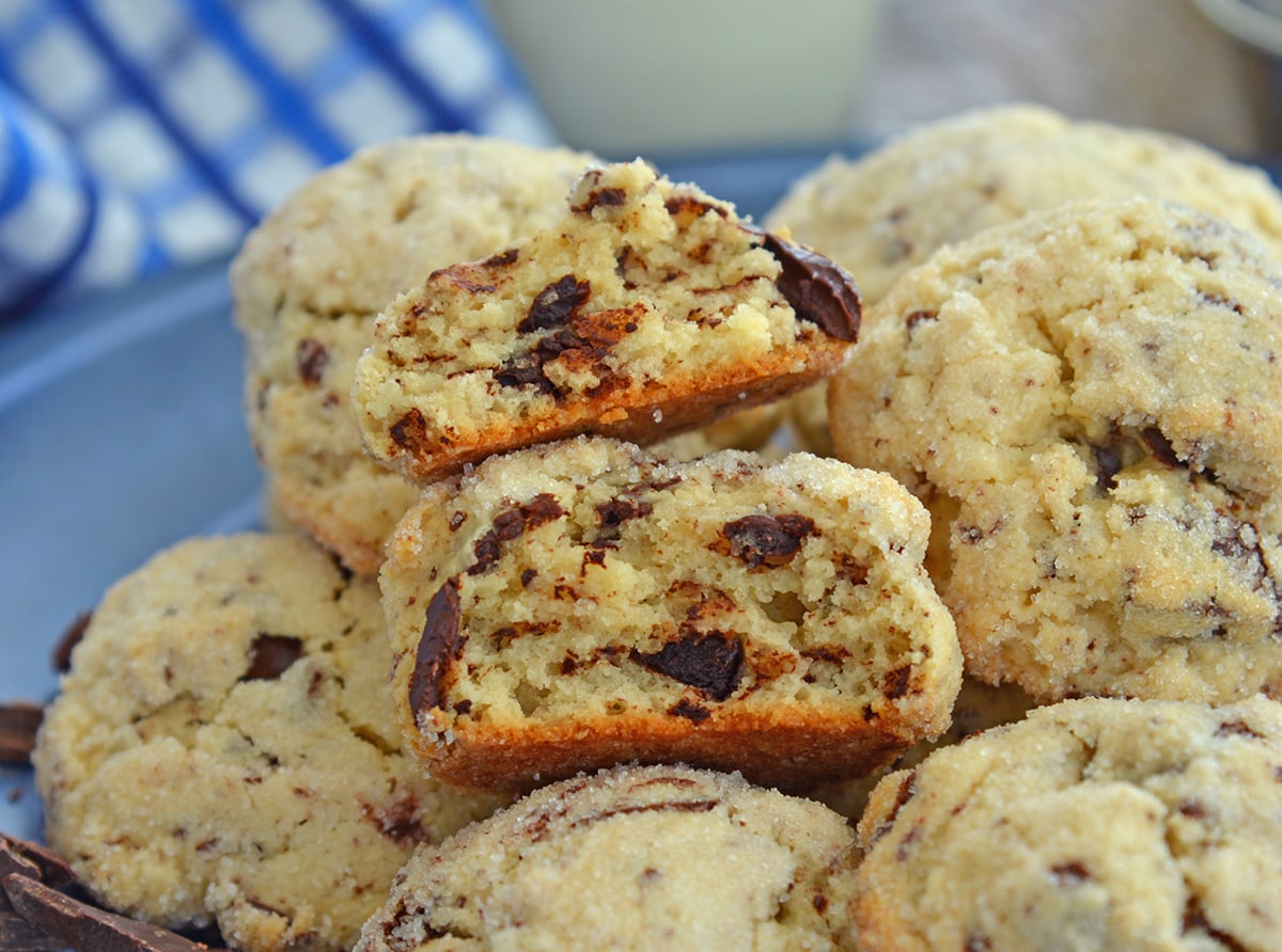 close up of cookies on a plate 