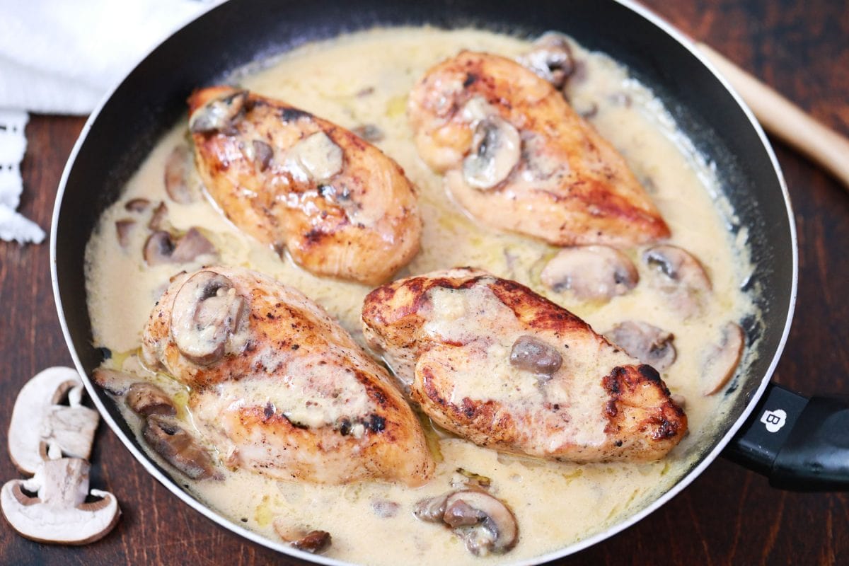 easy chicken marsala in a frying plan