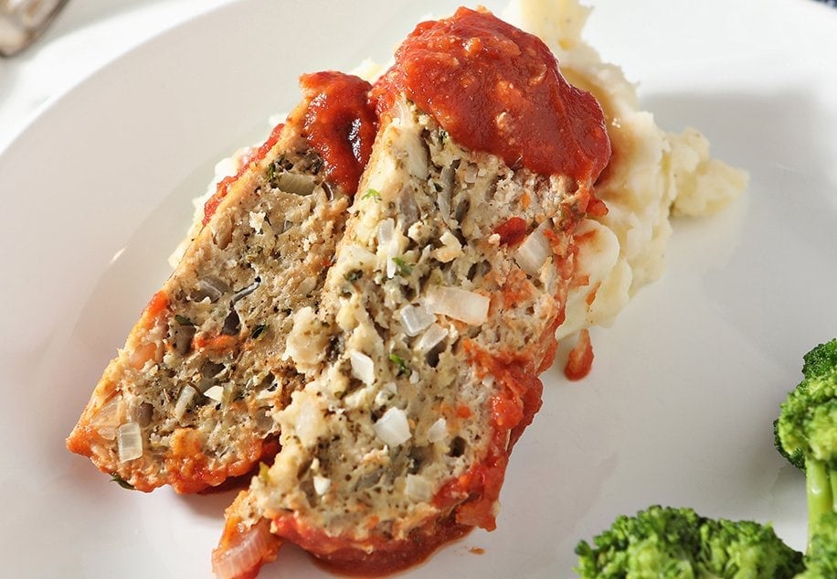 meatloaf with mashed potatoes and broccoli 
