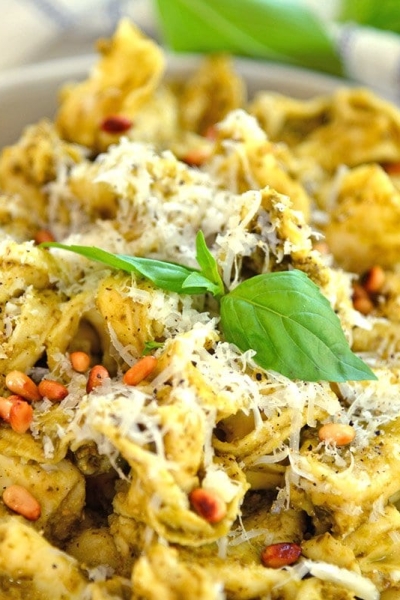 overhead angle of pesto tortellini