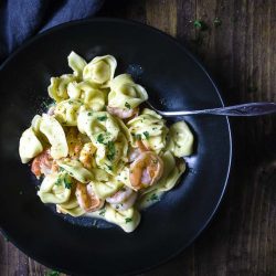 shrimp scampi tortellini in a bowl