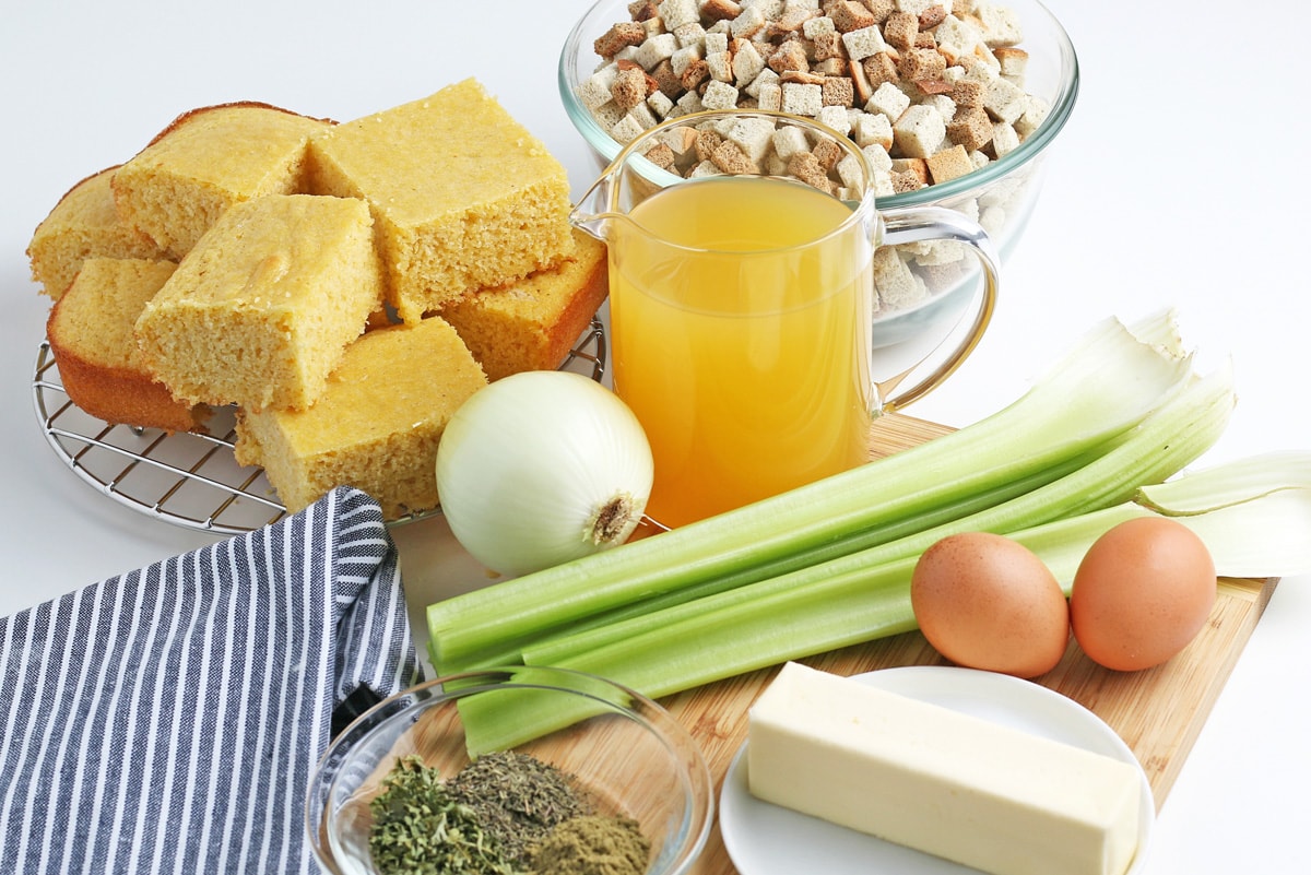 ingredients for cornbread dressing 