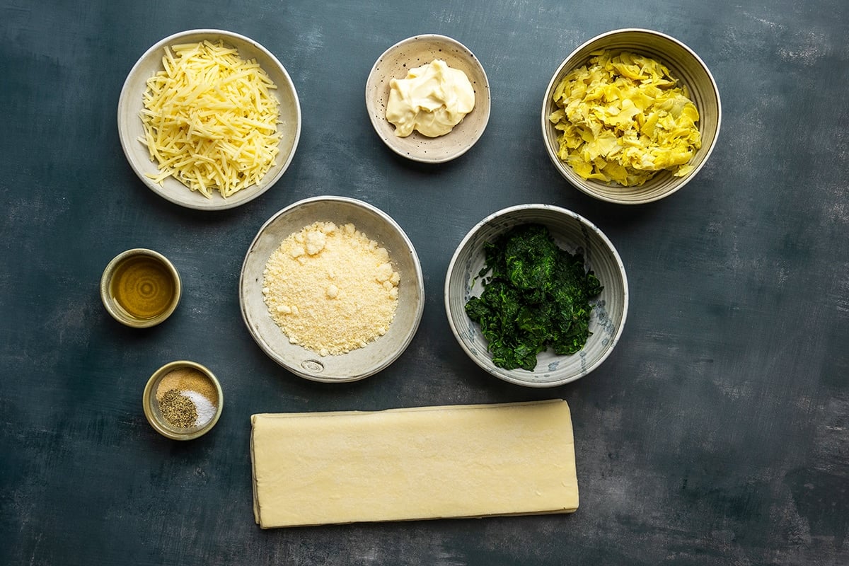 ingredients for spinach pinwheels 