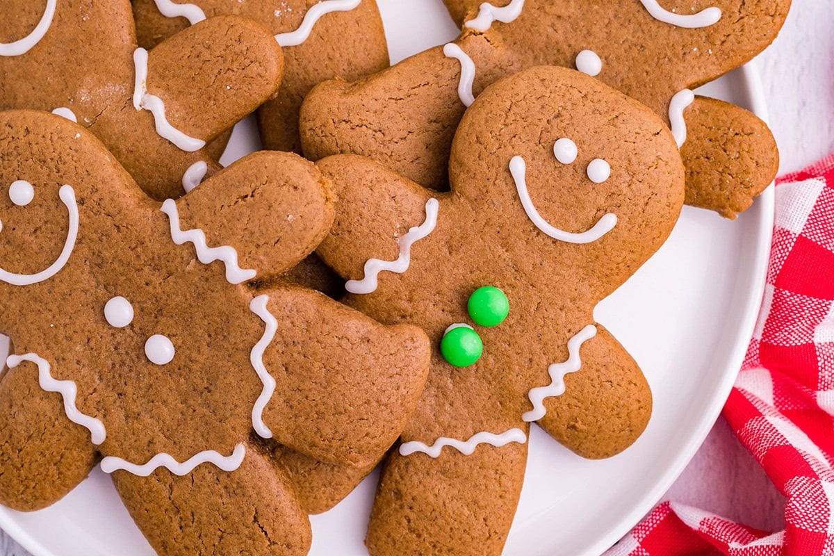 gingerbread cookie cutout recipe