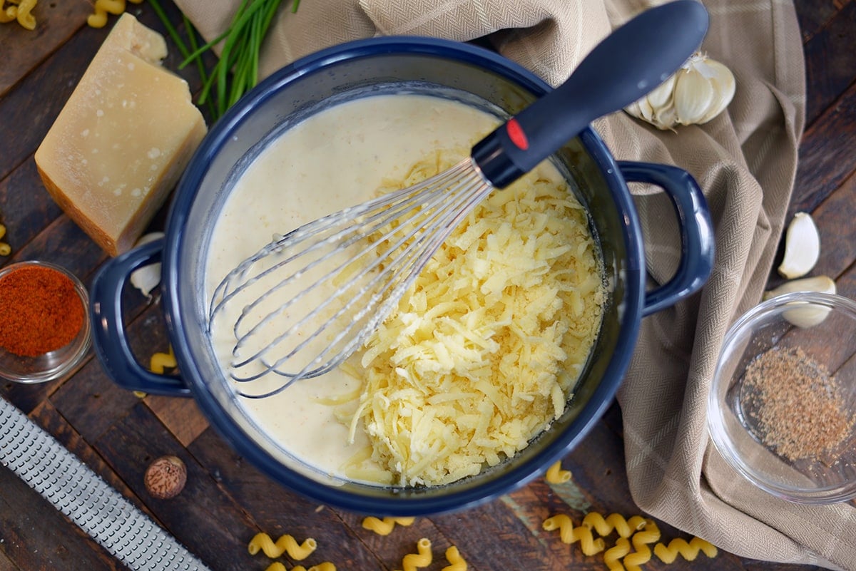 making a cheese roux