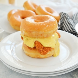 head-on donut chicken sandwich