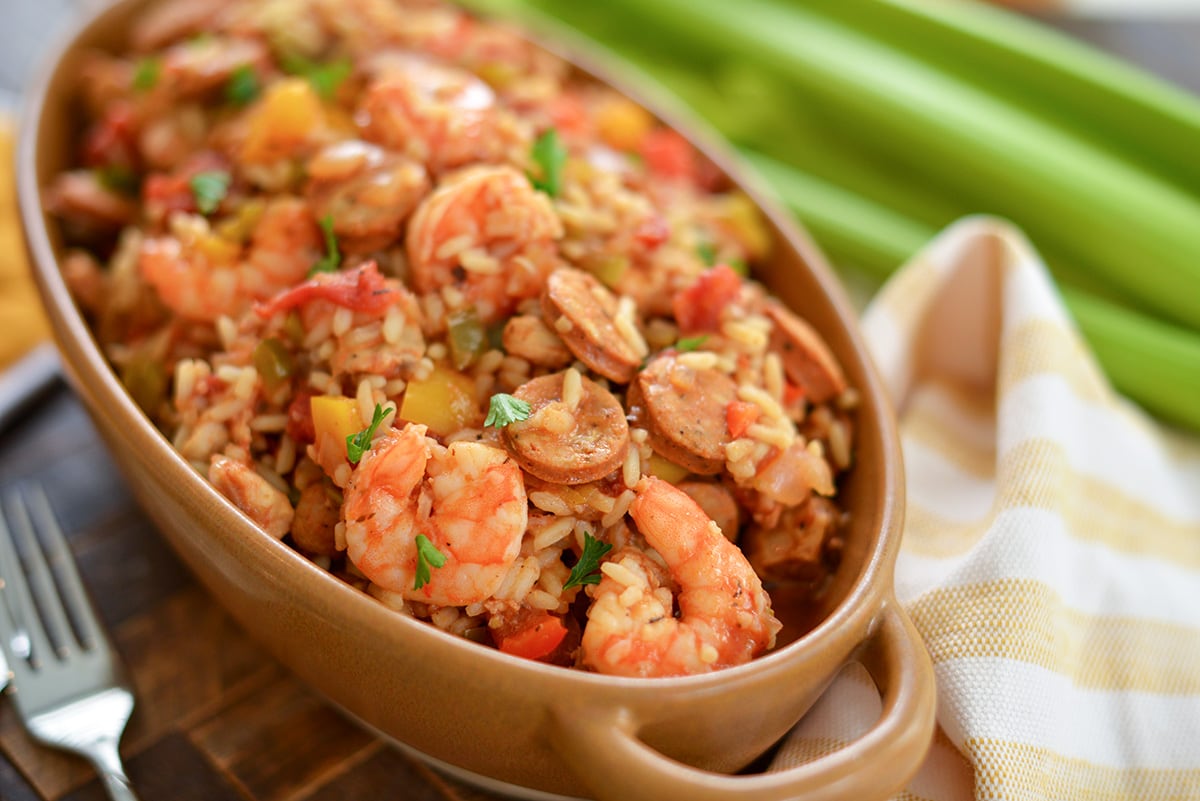 angle serving dish with shrimp, chicken, sausage and veggies 