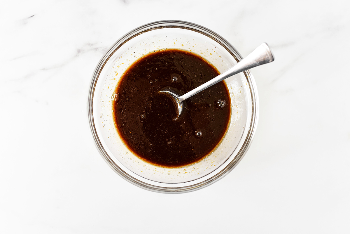 kung pao chicken sauce in a glass bowl 