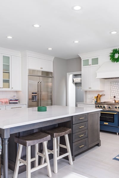 image of a newly renovated white kitchen