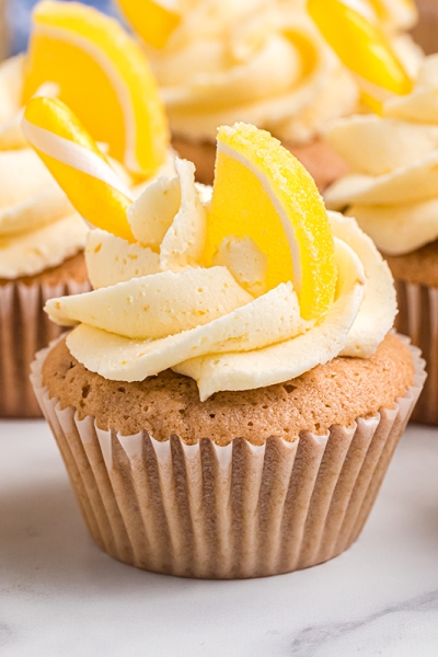 straight on shot of iced tea cupcakes