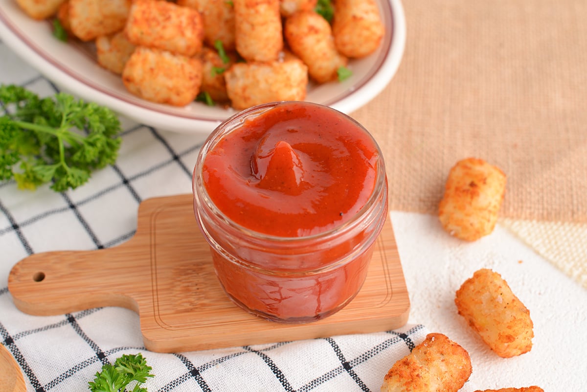 side angle view of a bowl of spicy ketchup 