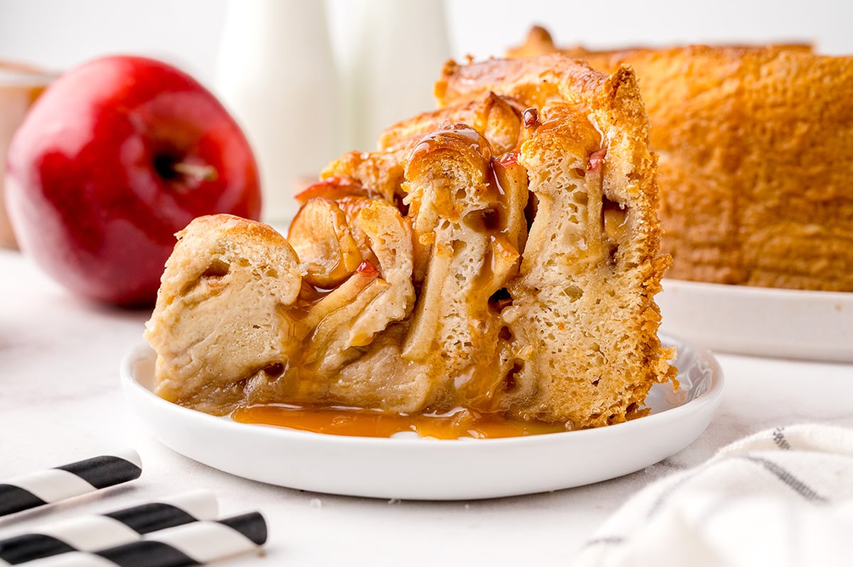 angle shot of apple coffee cake with fresh apples 