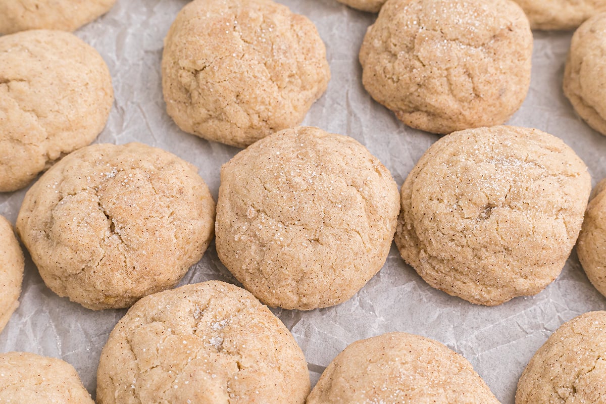 cluster of cookies together 