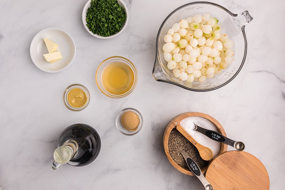 ingredients for making balsamic pearl onions