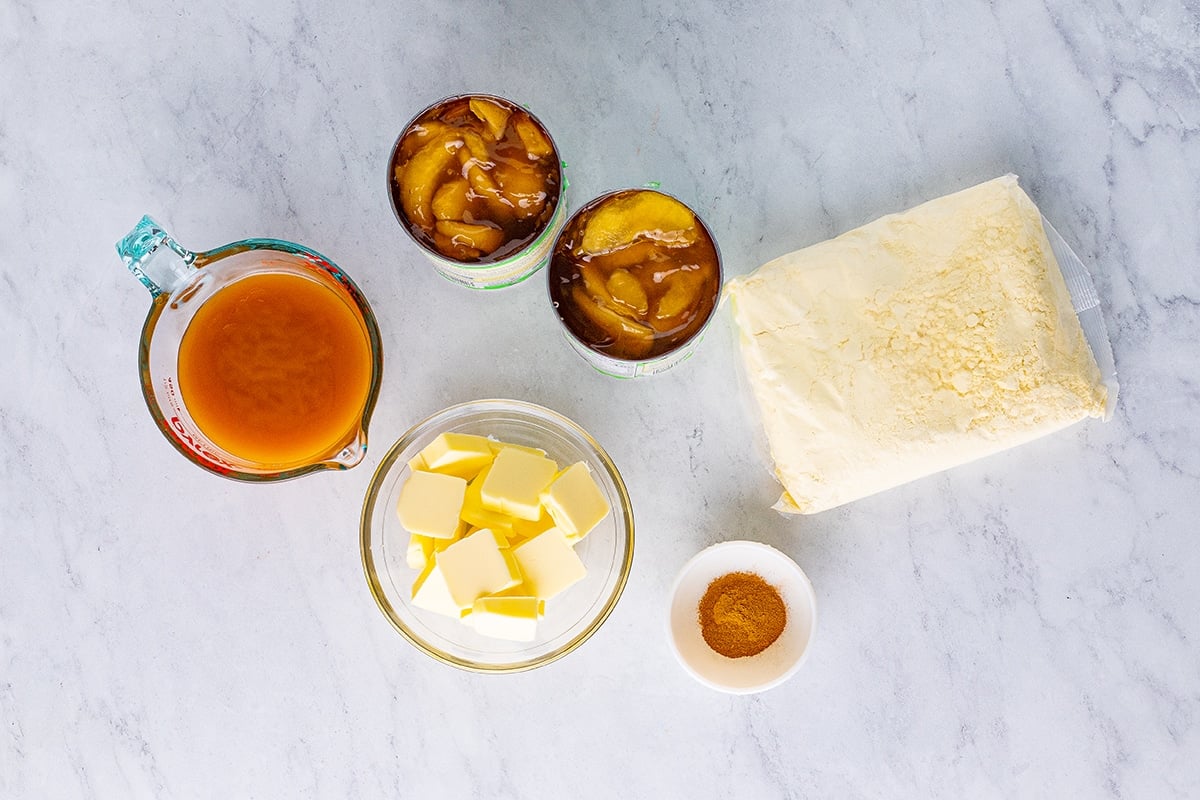 simple ingredients for caramel apple dump cake