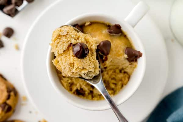 🍪 60 Second Chocolate Chip Mug Cookie Recipe