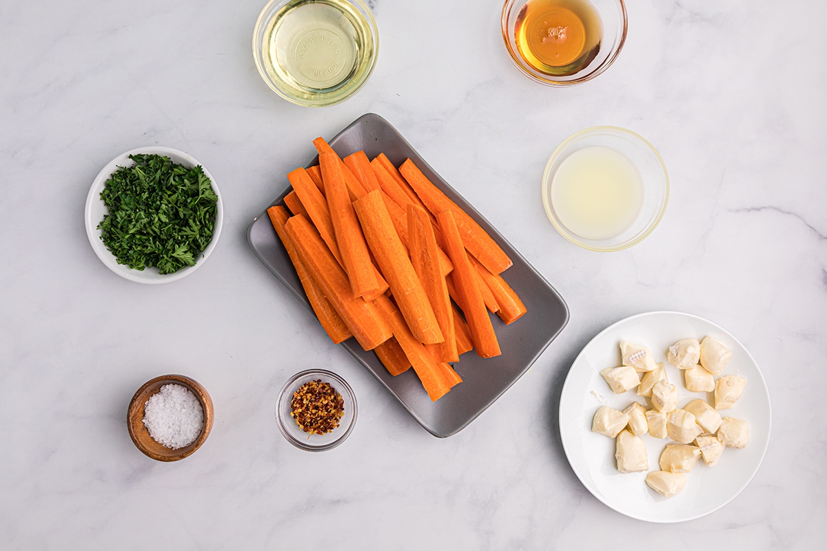 ingredients for charred carrots