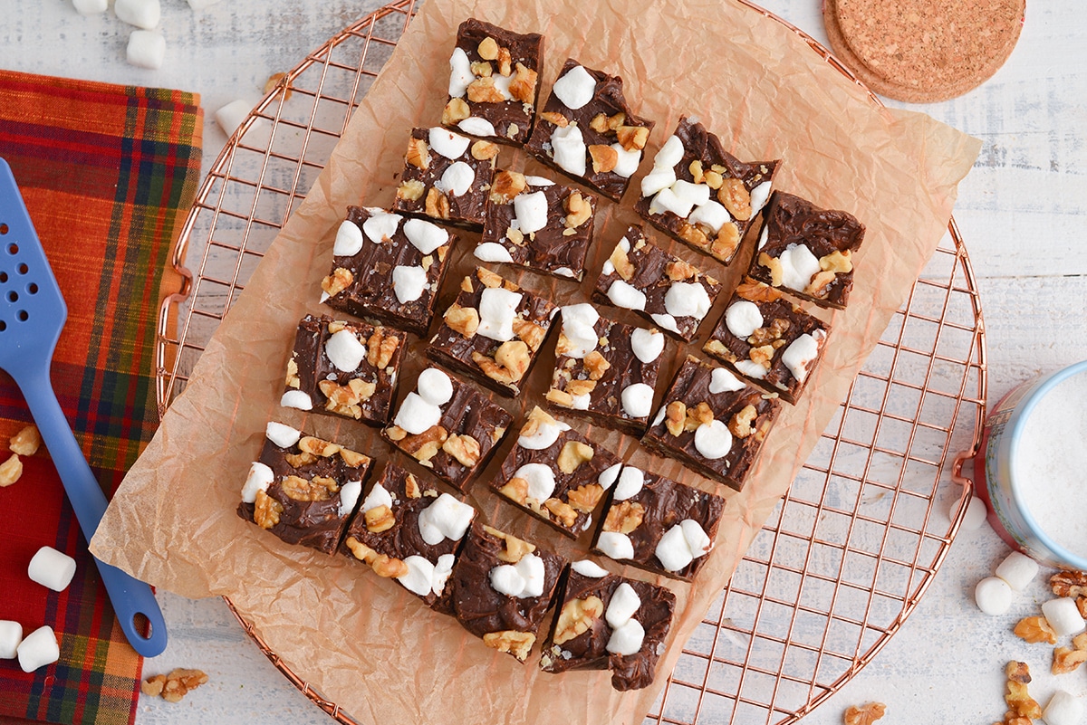 cut fudge on parchment paper