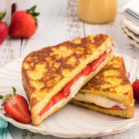 cropped-Strawberry-Stuffed-French-Toast-GWS15-1.jpg