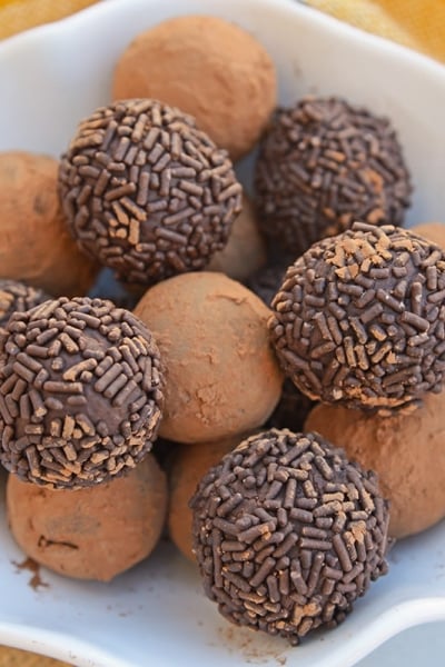 bowl of 4 ingredient chocolate truffles with butterscotch linen