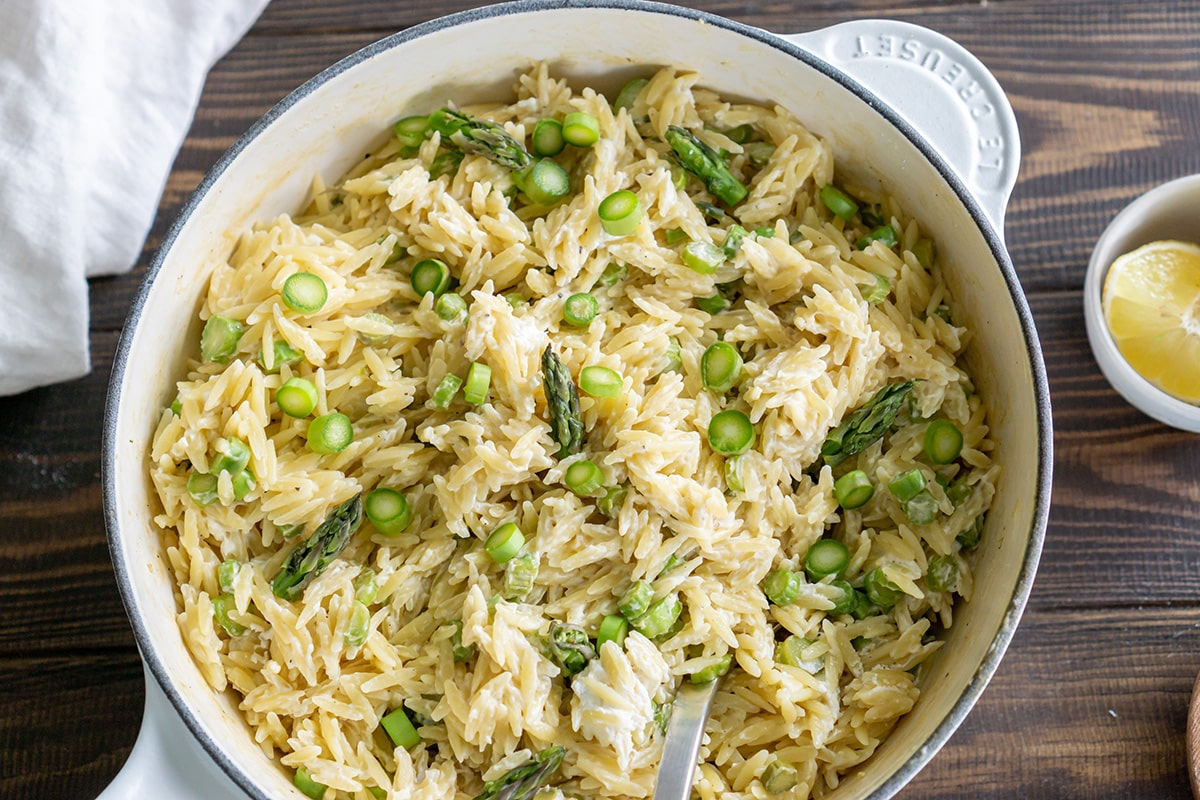 orzo salad in a pot