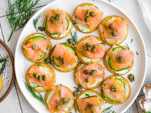 Smoked Salmon Bites with Shallot Sauce Recipe: How to Make It