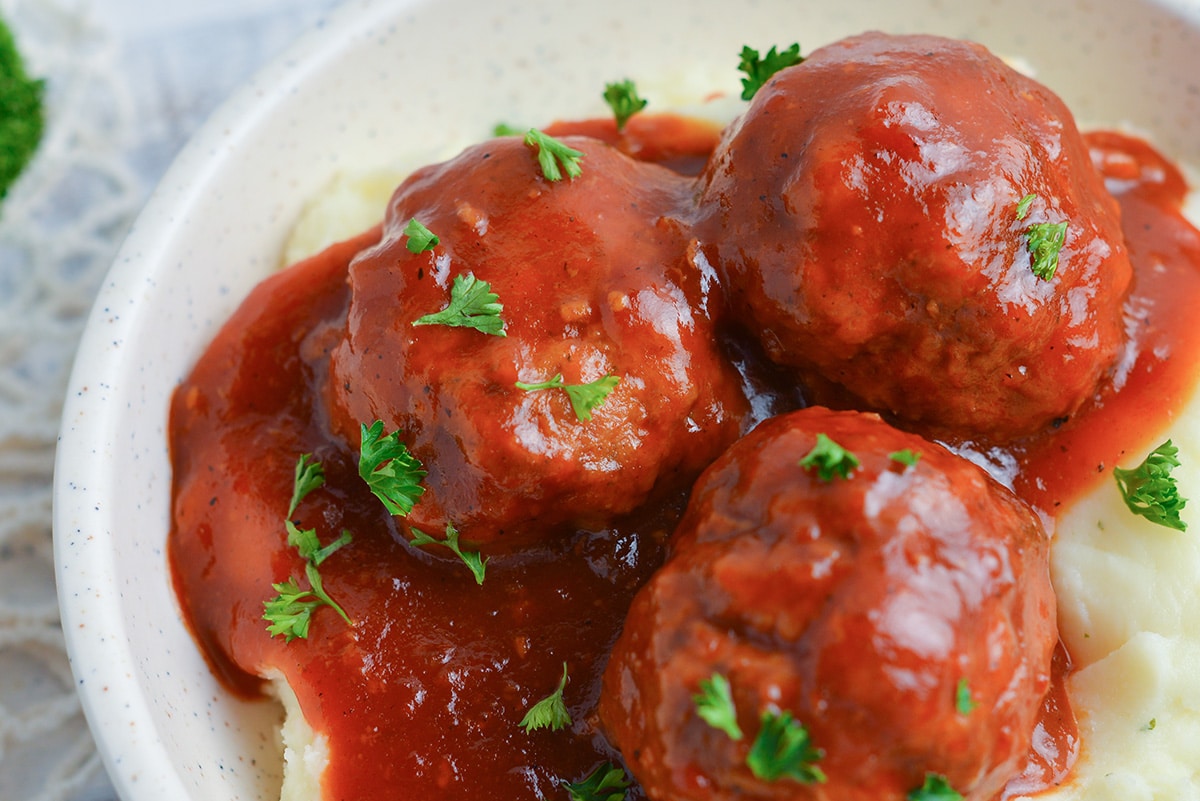 meatballs in sauce